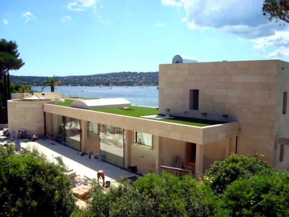 Villa — Saint-Tropez · I